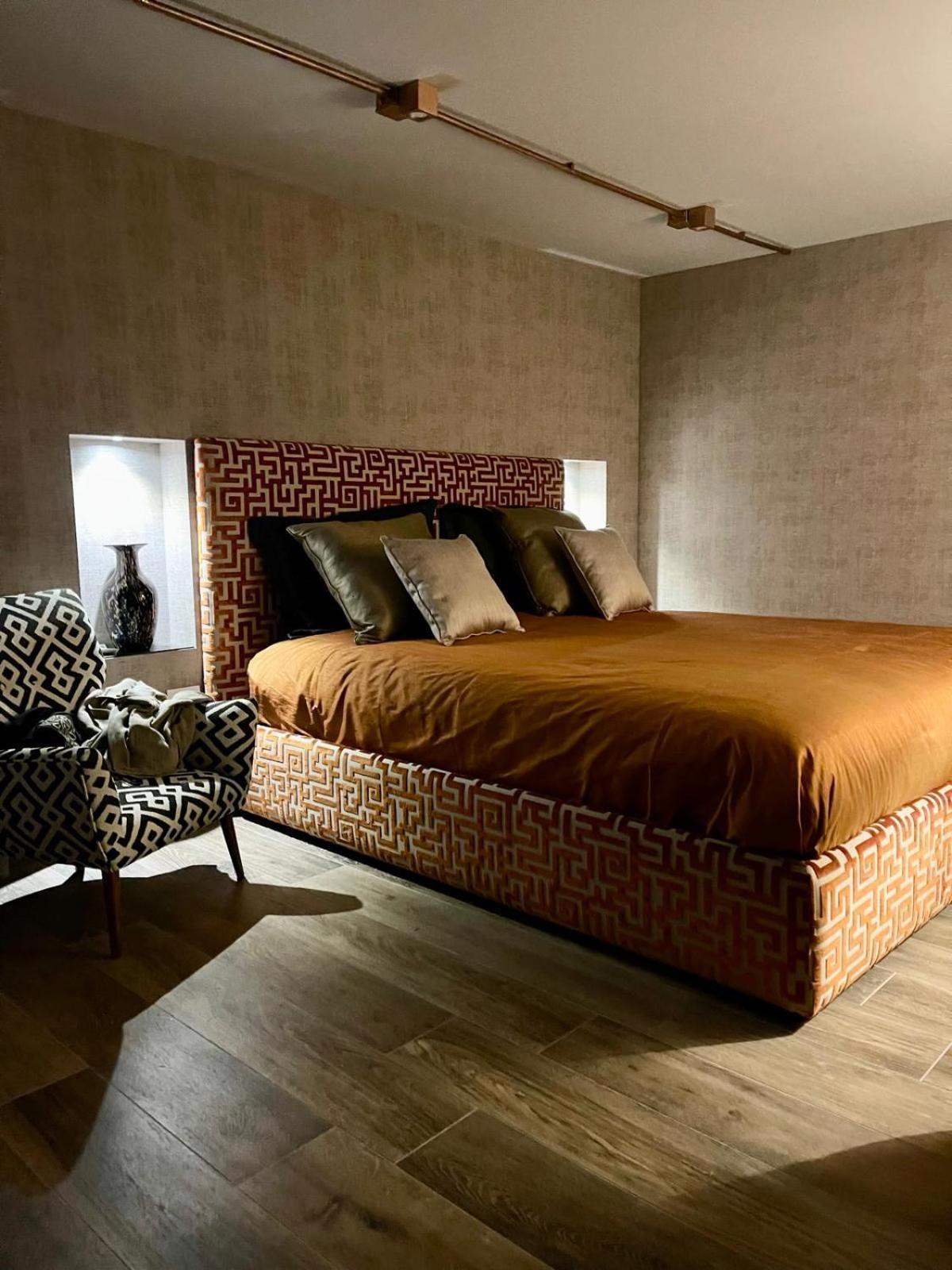 Portrait Luxury Loft Apartment บารี ภายนอก รูปภาพ